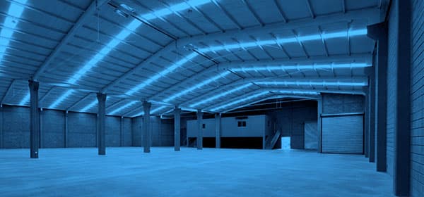 Bodegas comerciales en renta. Ideales para inventario, logística, e-commerce y operaciones de negocio.